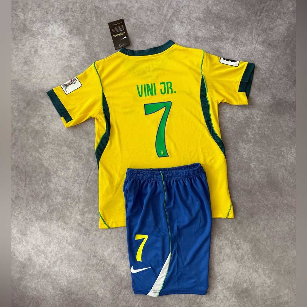 Brazil Home Soccer Set For Kids   Vini Jr #7